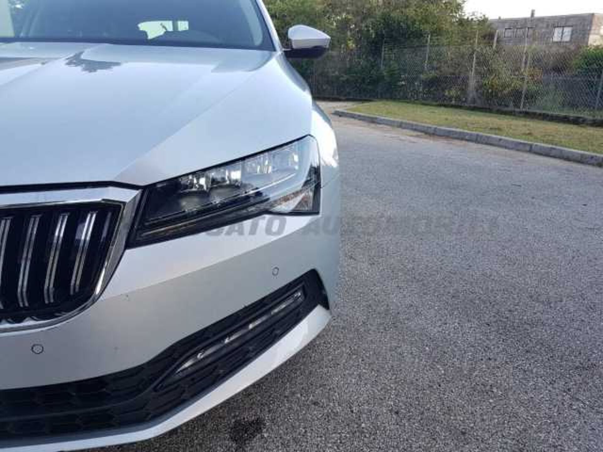 SKODA Superb 2.0l - grey