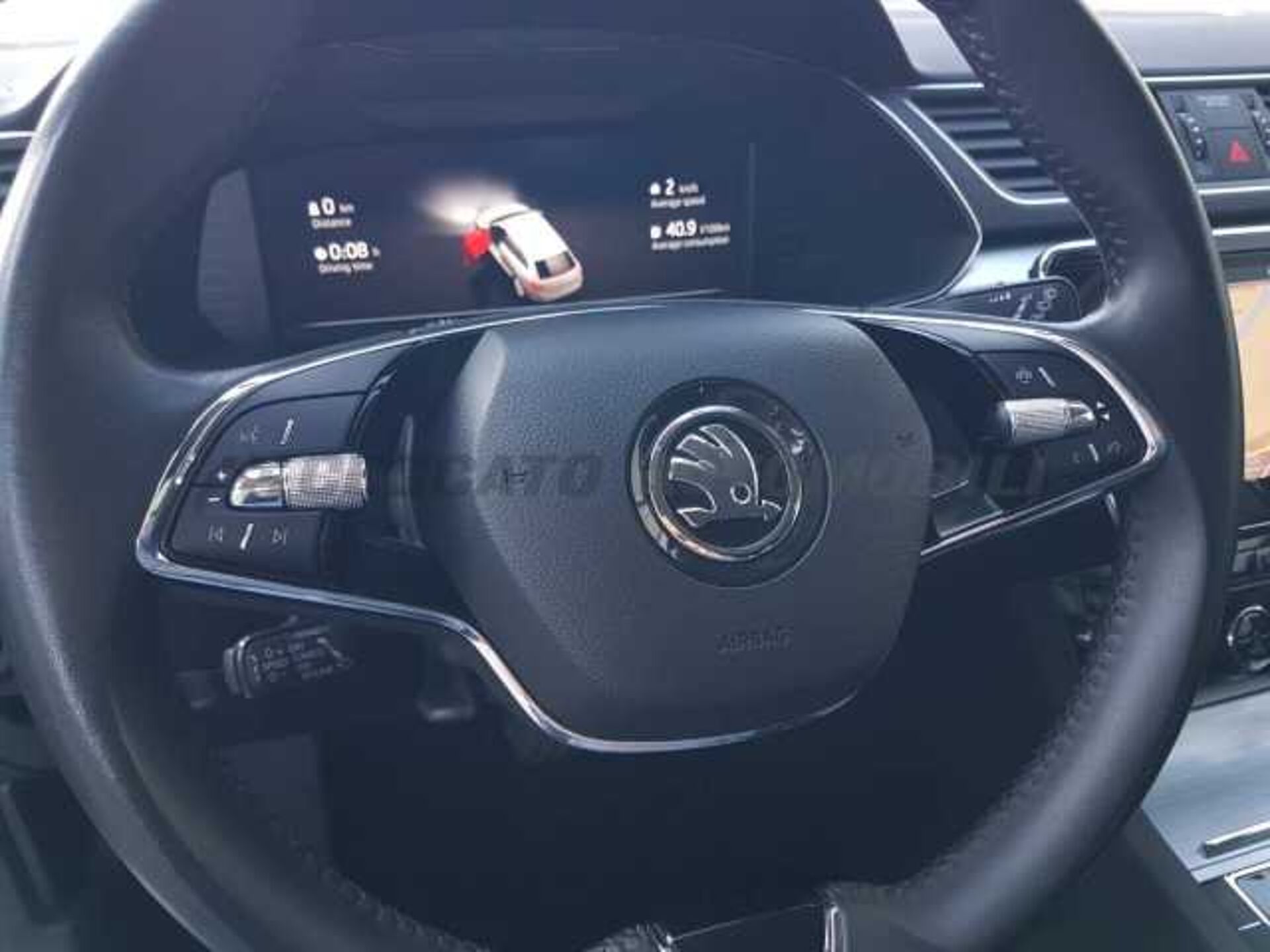 SKODA Superb 2.0l - grey