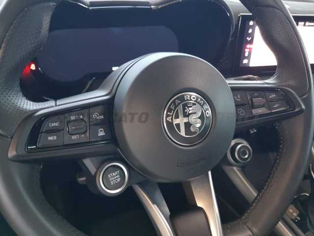 Alfa Romeo Tonale 1.6l - white