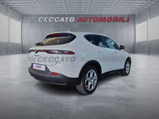 Alfa Romeo Tonale 1.6l - white