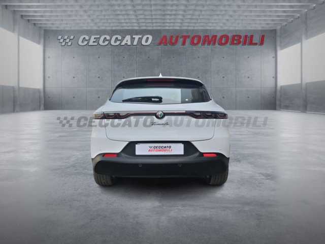 Alfa Romeo Tonale 1.6l - white