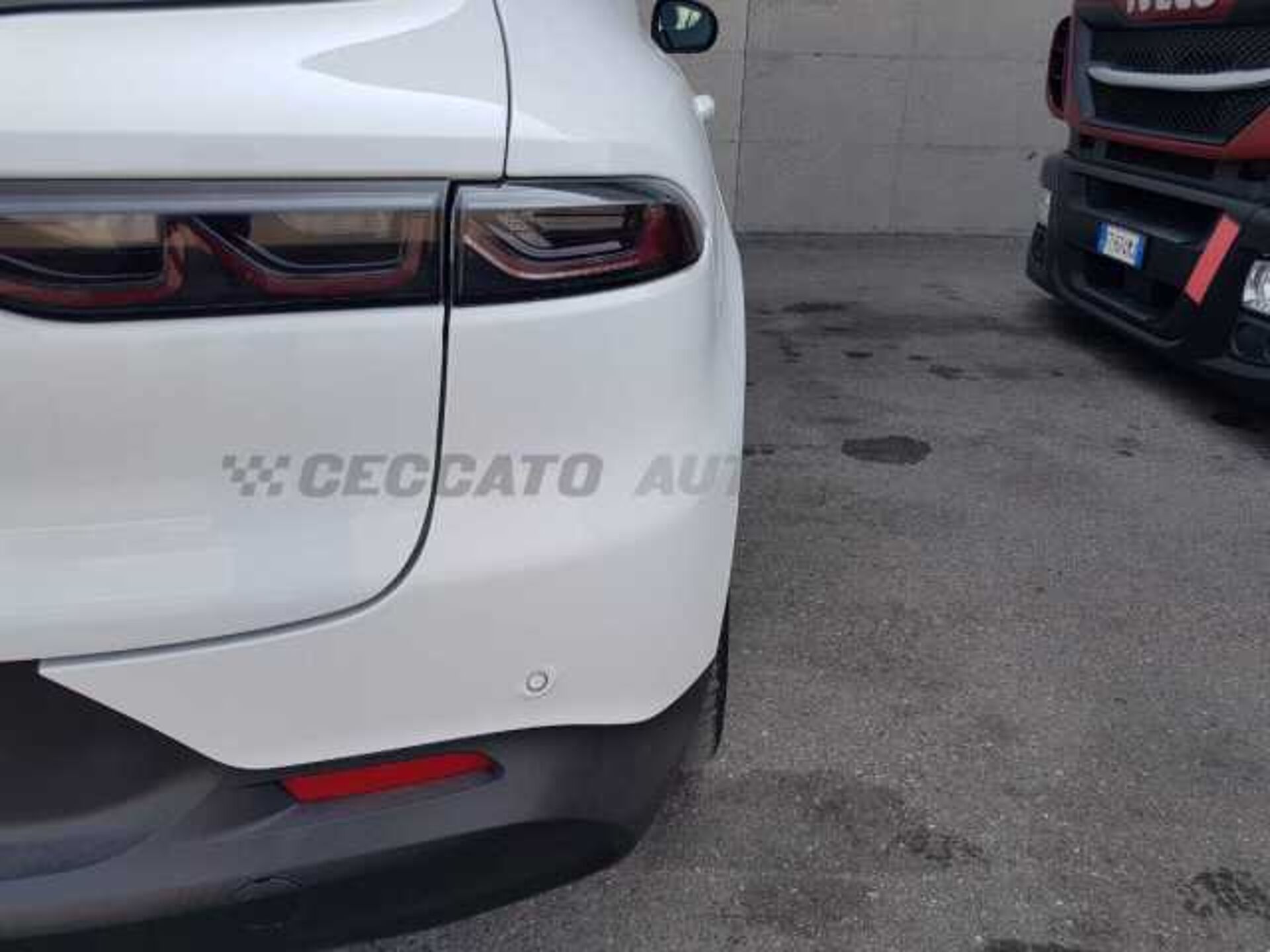 Alfa Romeo Tonale 1.6l - white