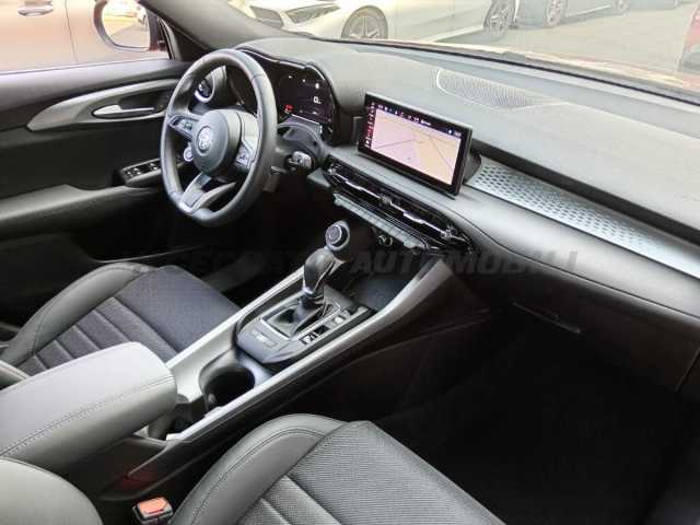 Alfa Romeo Tonale 1.6l - red