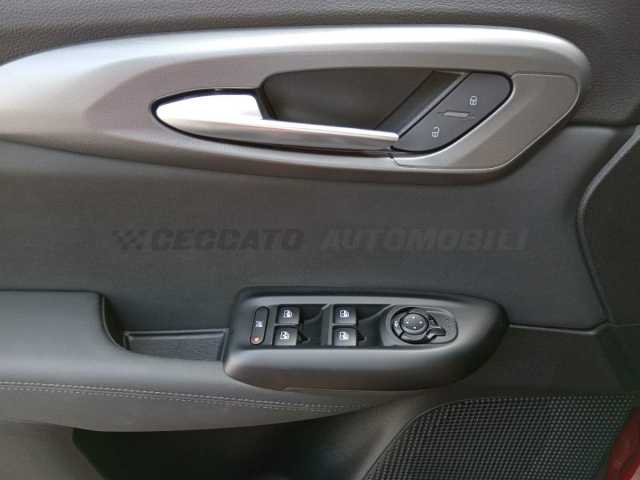 Alfa Romeo Tonale 1.6l - red