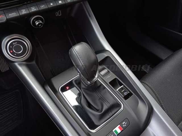 Alfa Romeo Tonale 1.6l - red