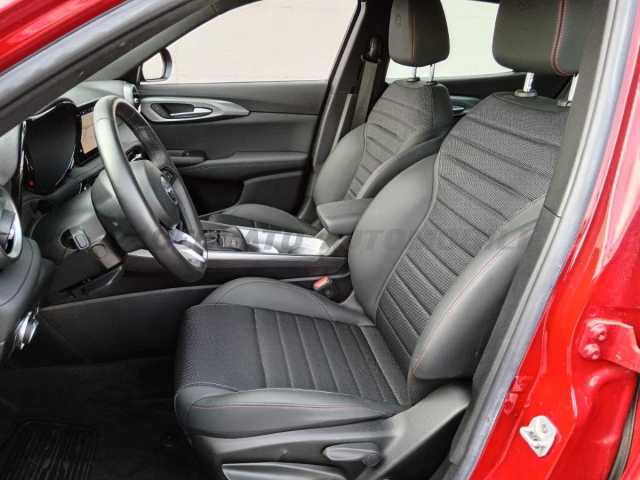 Alfa Romeo Tonale 1.6l - red