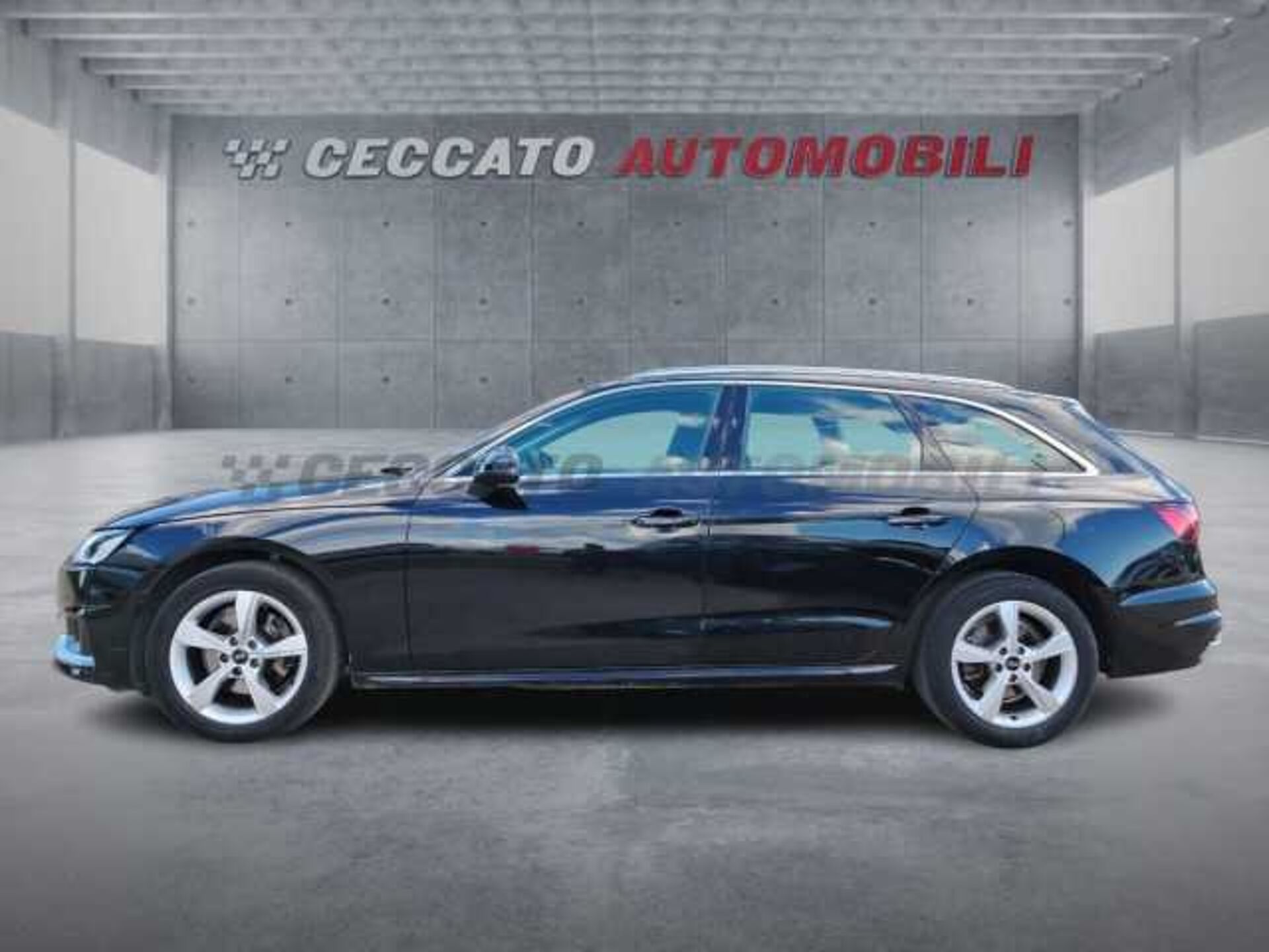 Audi A4 2.0l - black