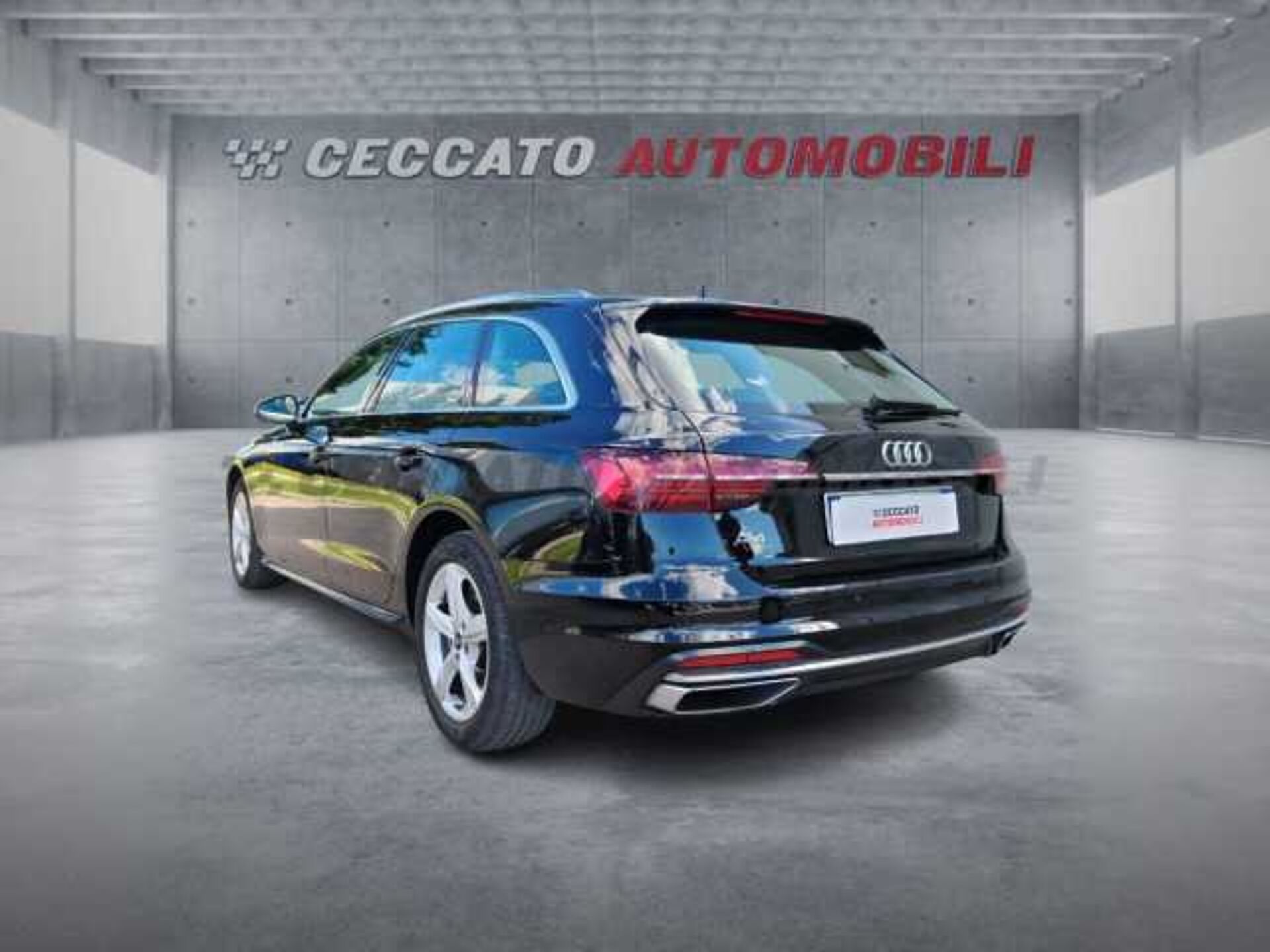 Audi A4 2.0l - black