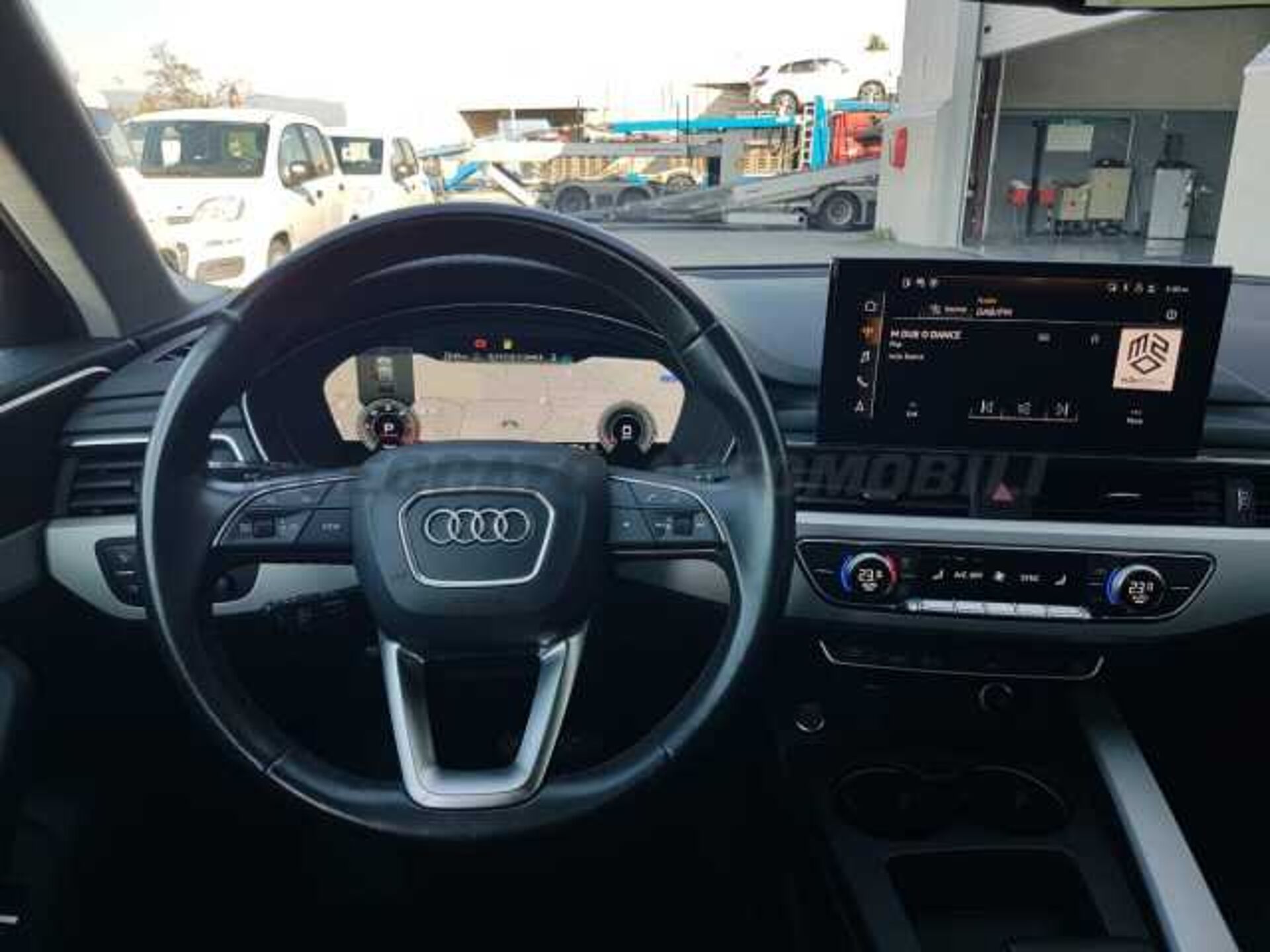 Audi A4 2.0l - black