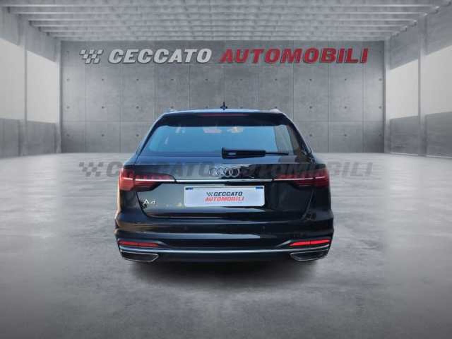 Audi A4 2.0l - black