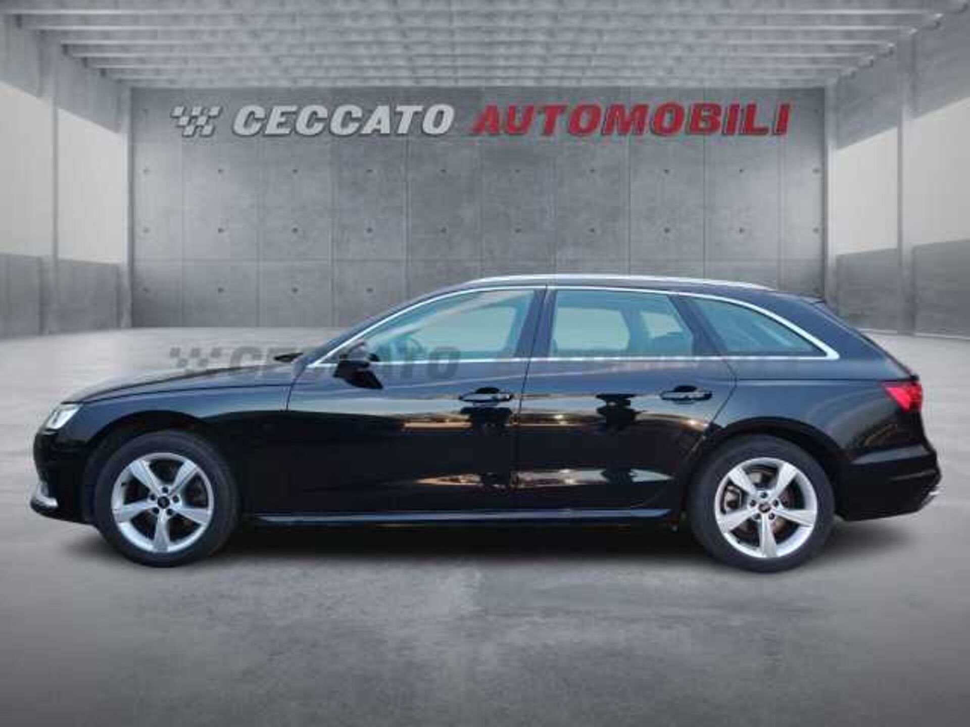 Audi A4 2.0l - black