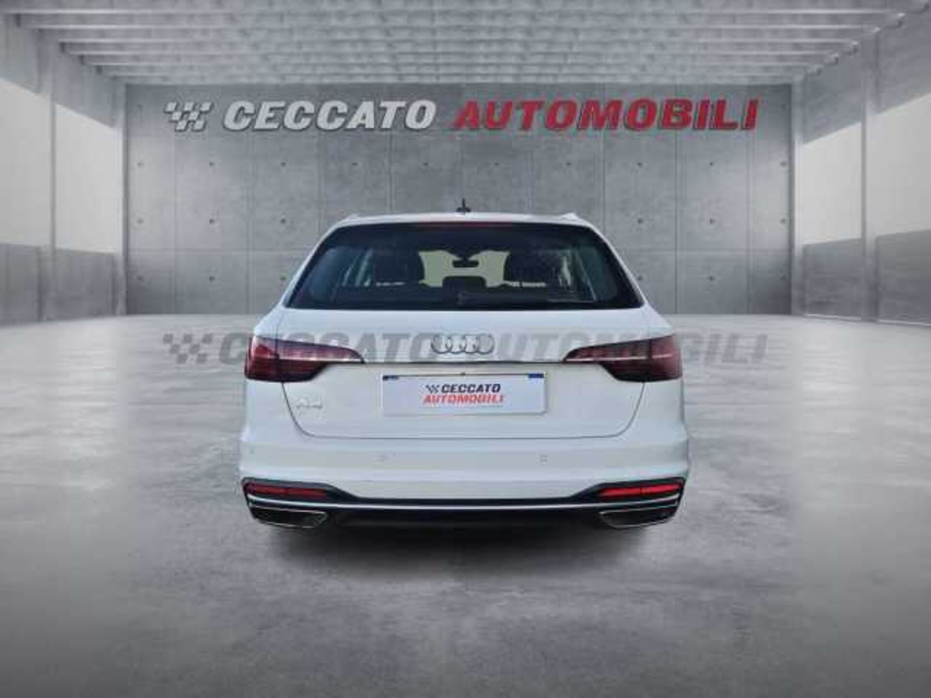 Audi A4 2.0l - white