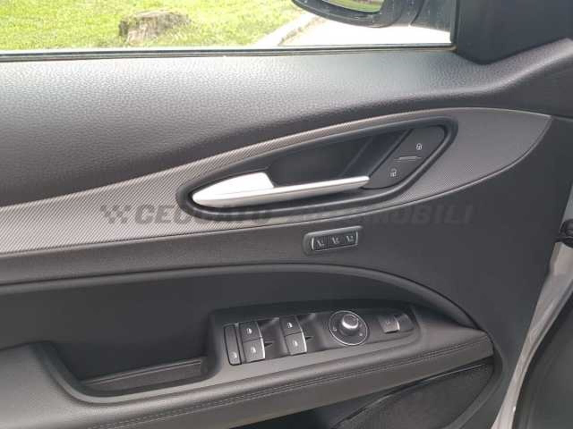 Alfa Romeo Stelvio 2.1l - white