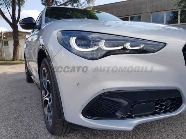 Alfa Romeo Stelvio 2.1l - white