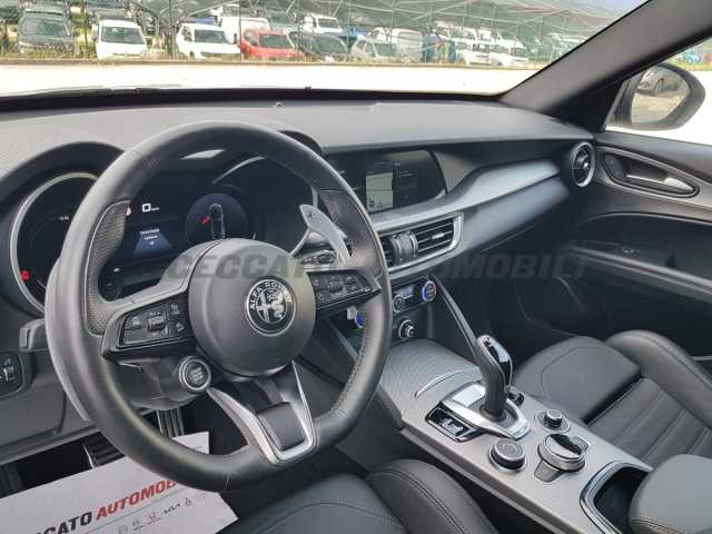 Alfa Romeo Stelvio 2.1l - white