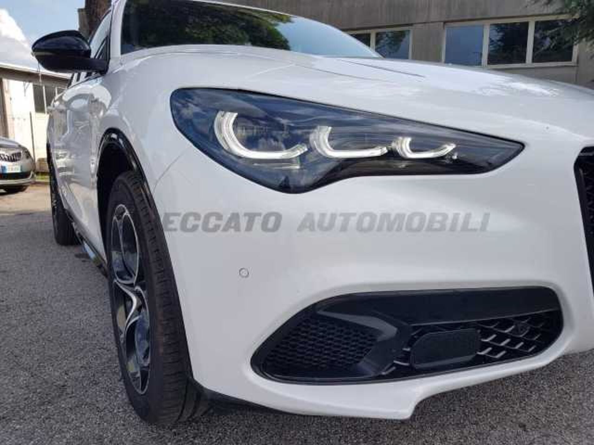 Alfa Romeo Stelvio 2.1l - white