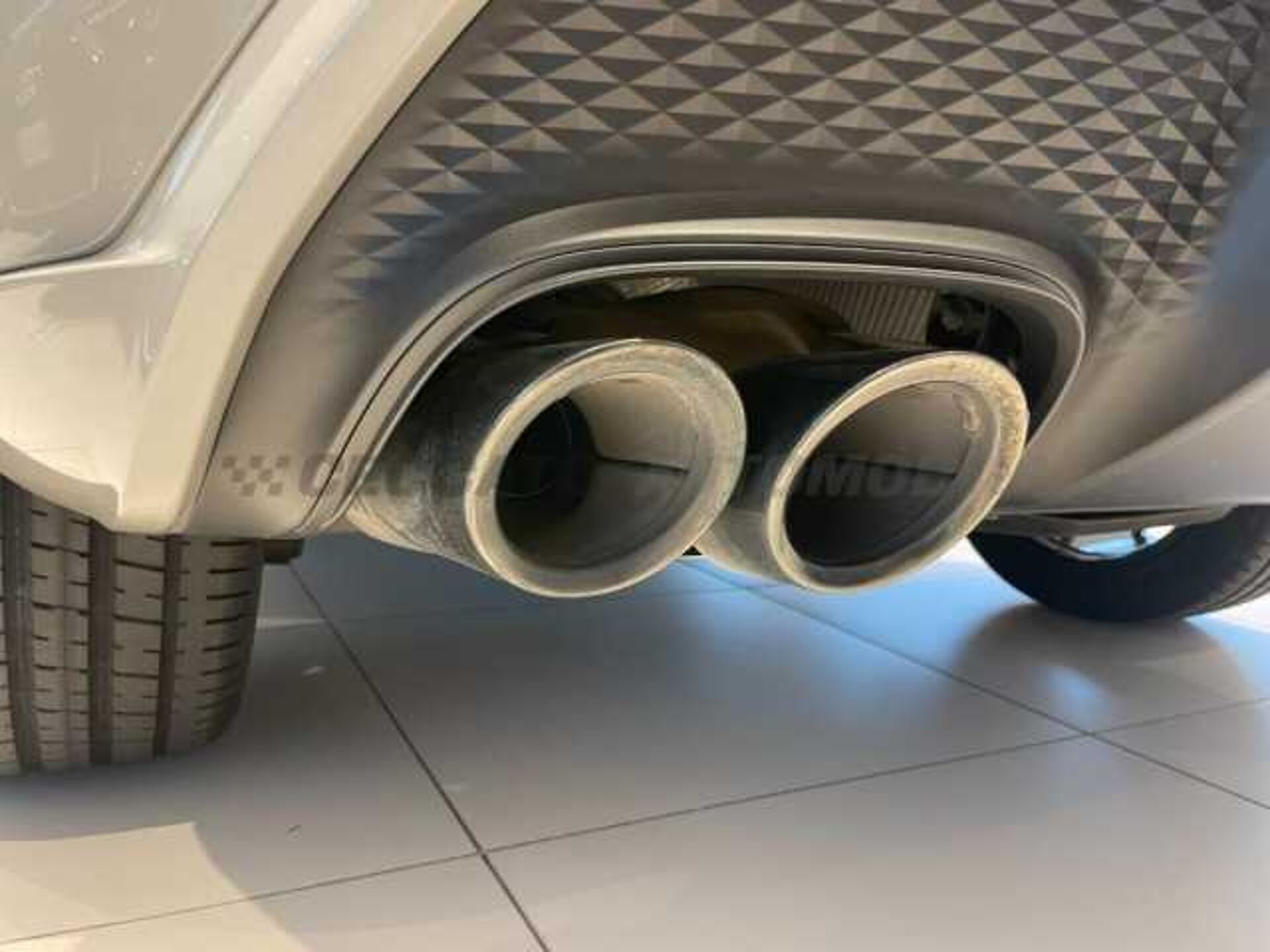 Porsche Macan 2.0l - grey