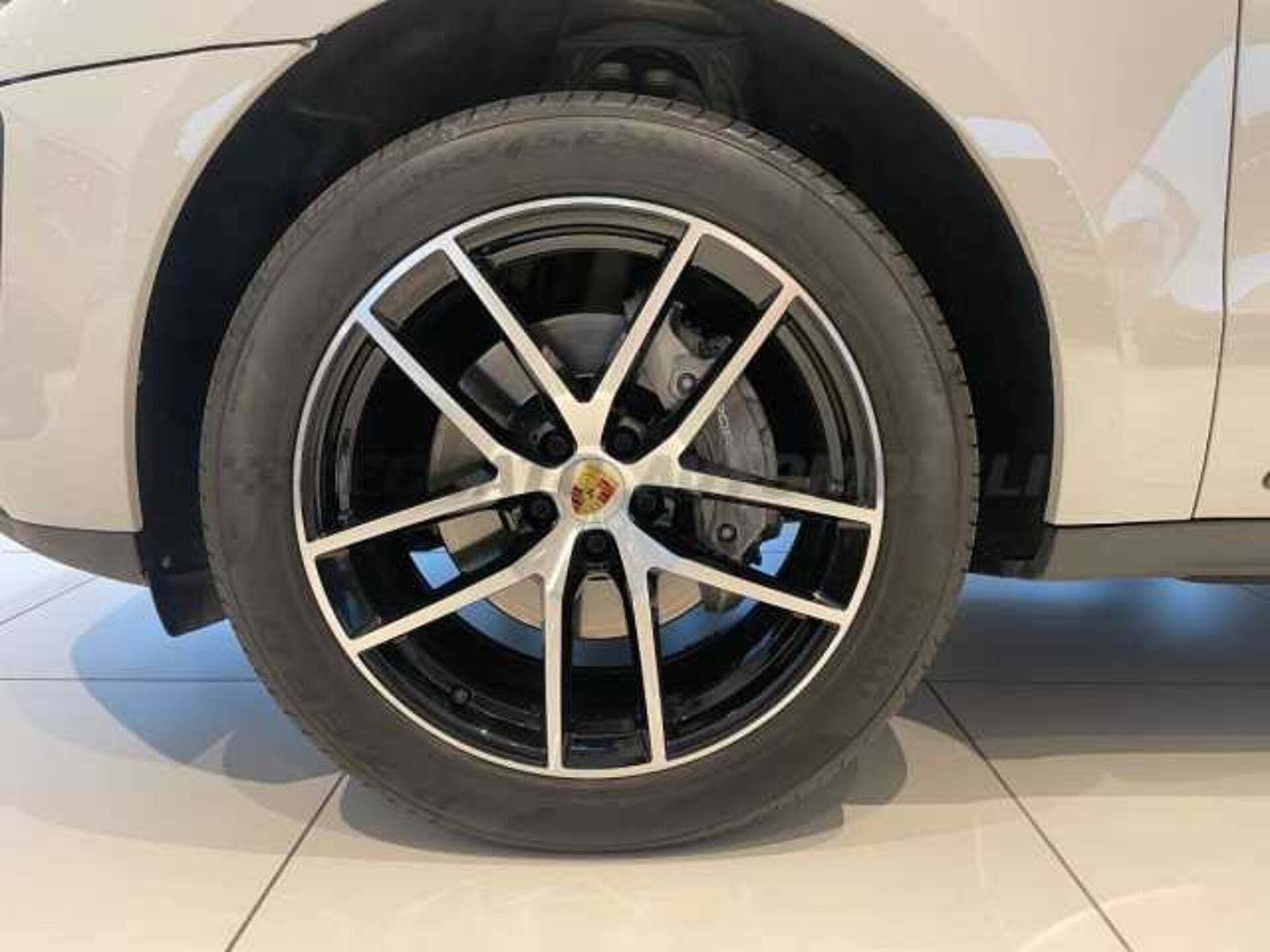 Porsche Macan 2.0l - grey