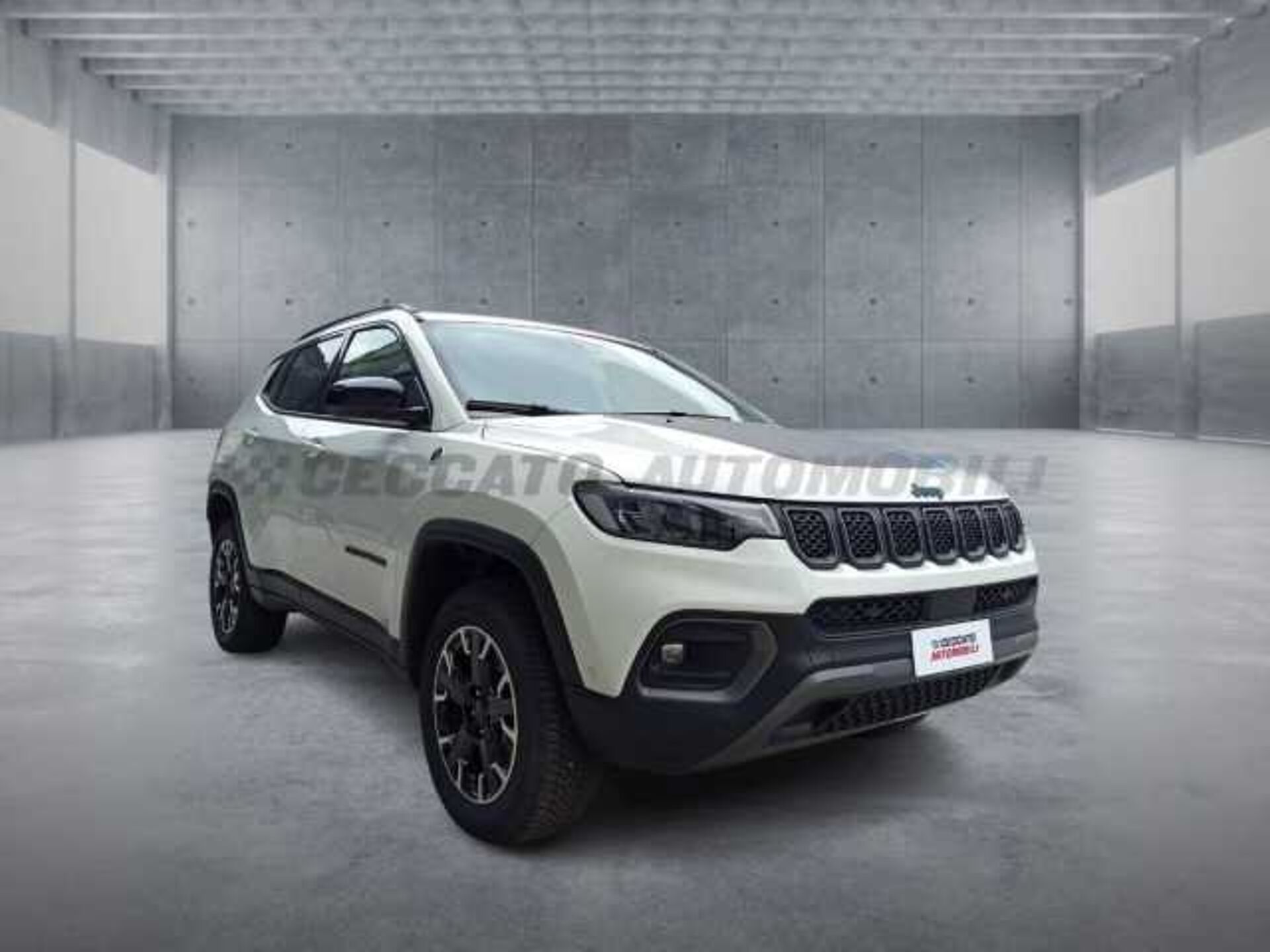 Jeep Compass 1.3l - white