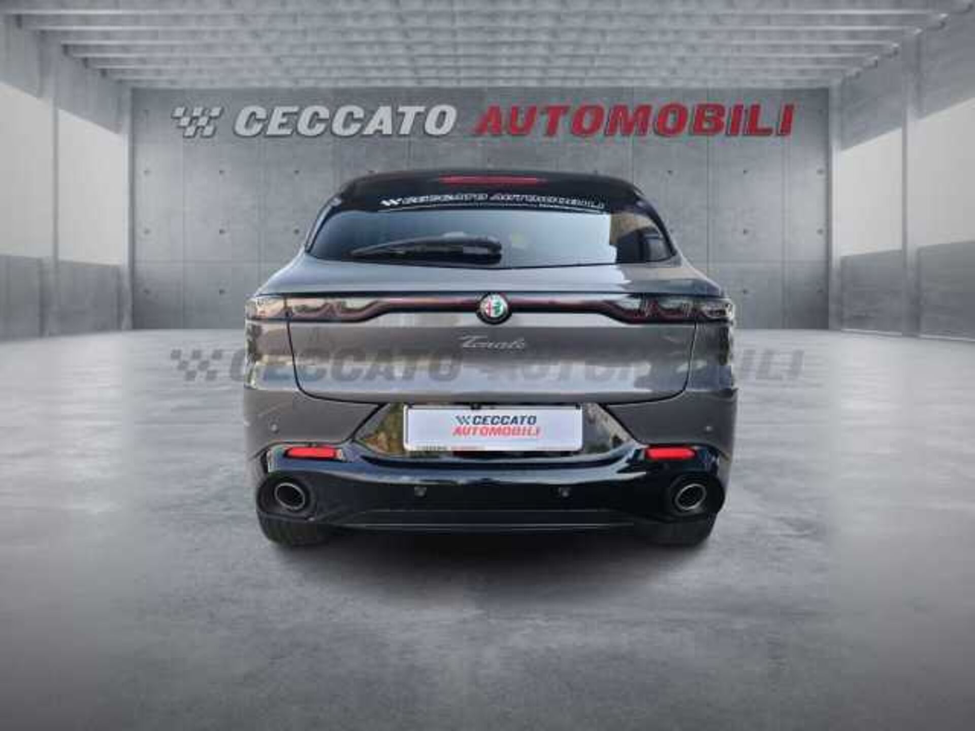 Alfa Romeo Tonale 0.0l - grey