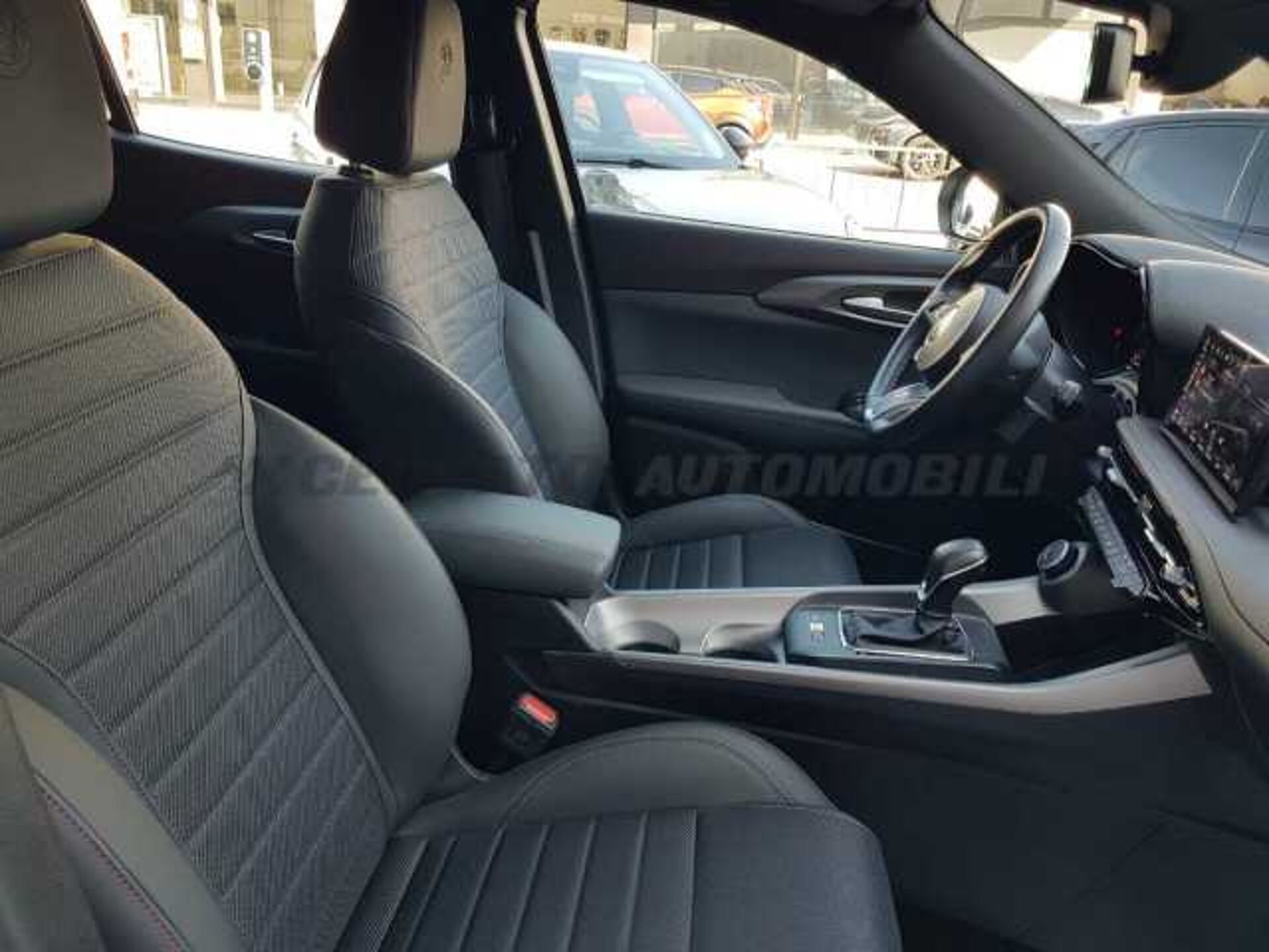 Alfa Romeo Tonale 1.6l - white