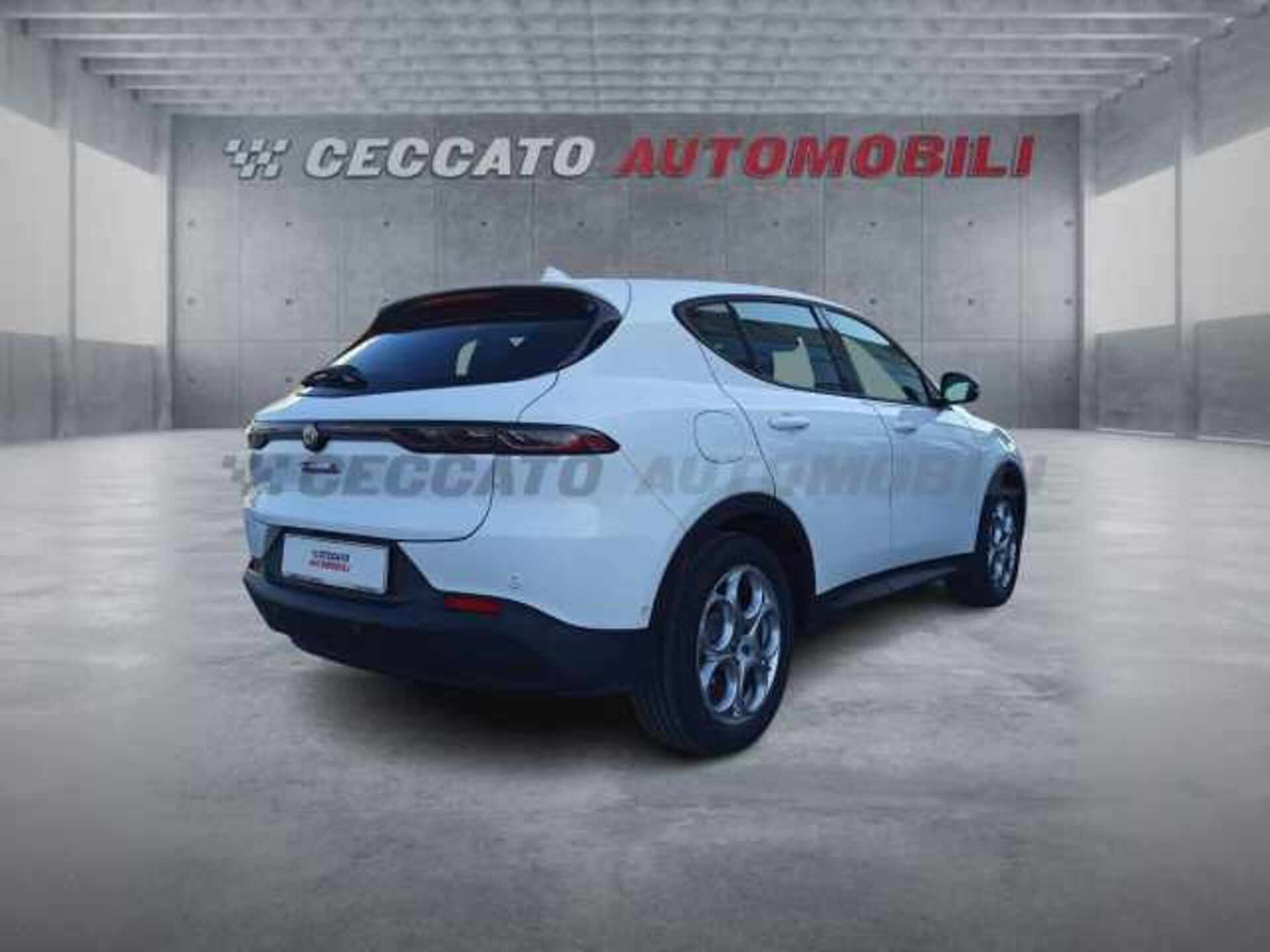 Alfa Romeo Tonale 1.6l - white