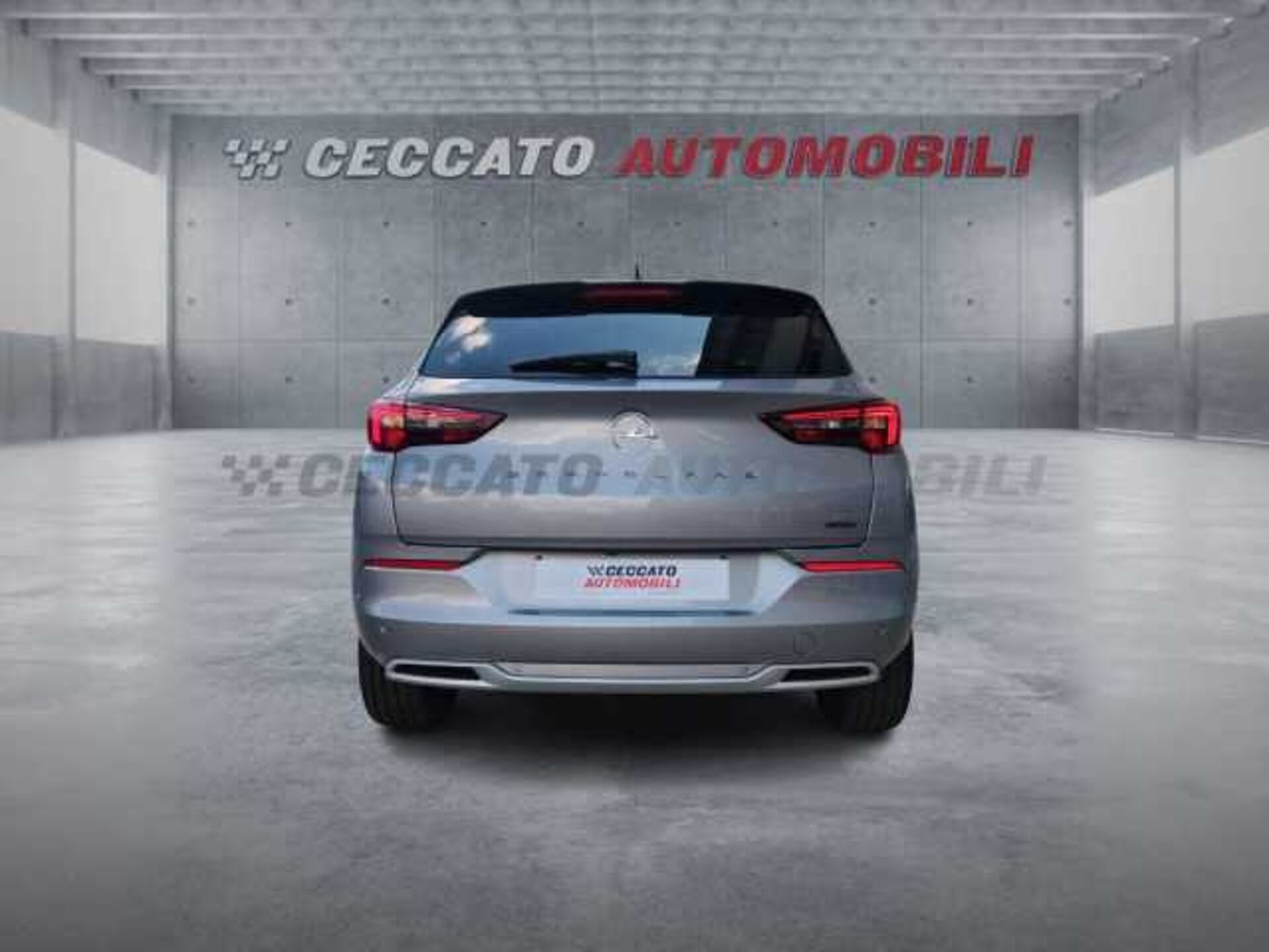 Opel Grandland 1.6l - grey