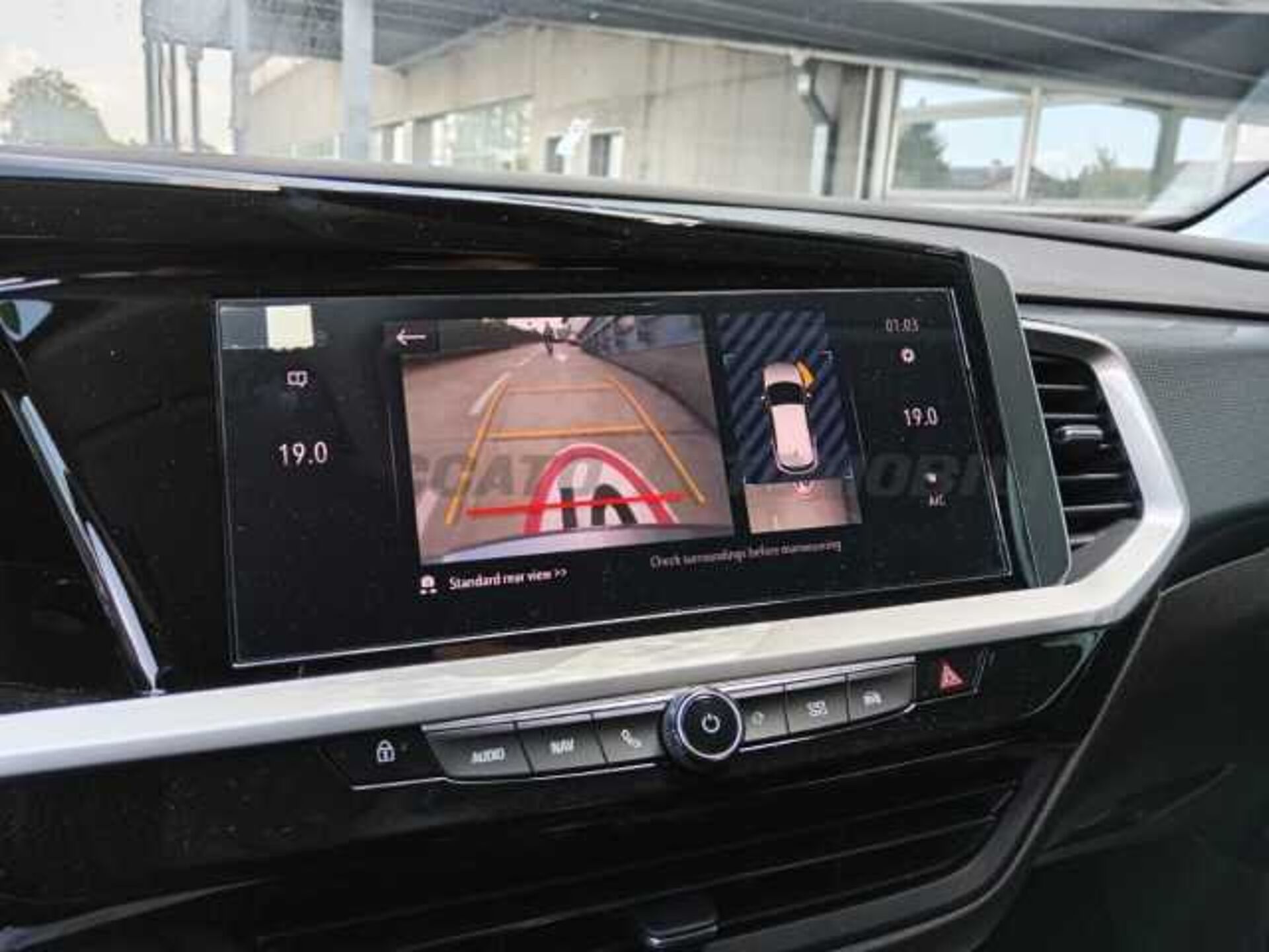 Opel Grandland 1.6l - grey