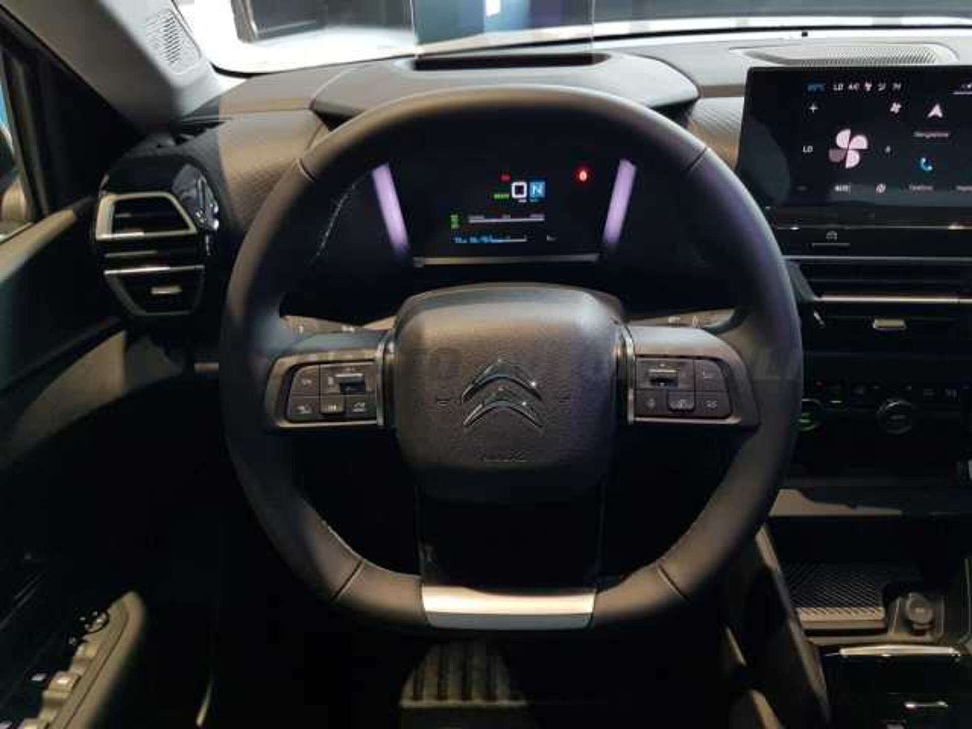 Citroen C4 0.0l - white