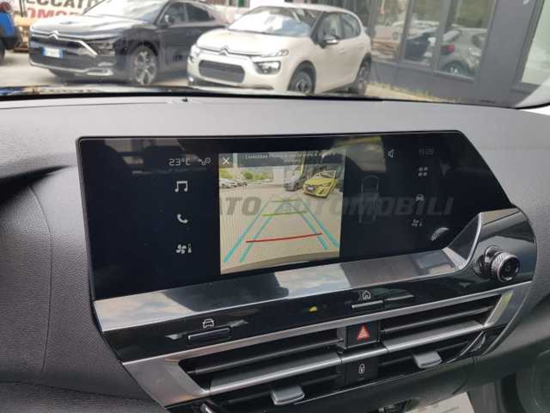 Citroen C4 0.0l - black