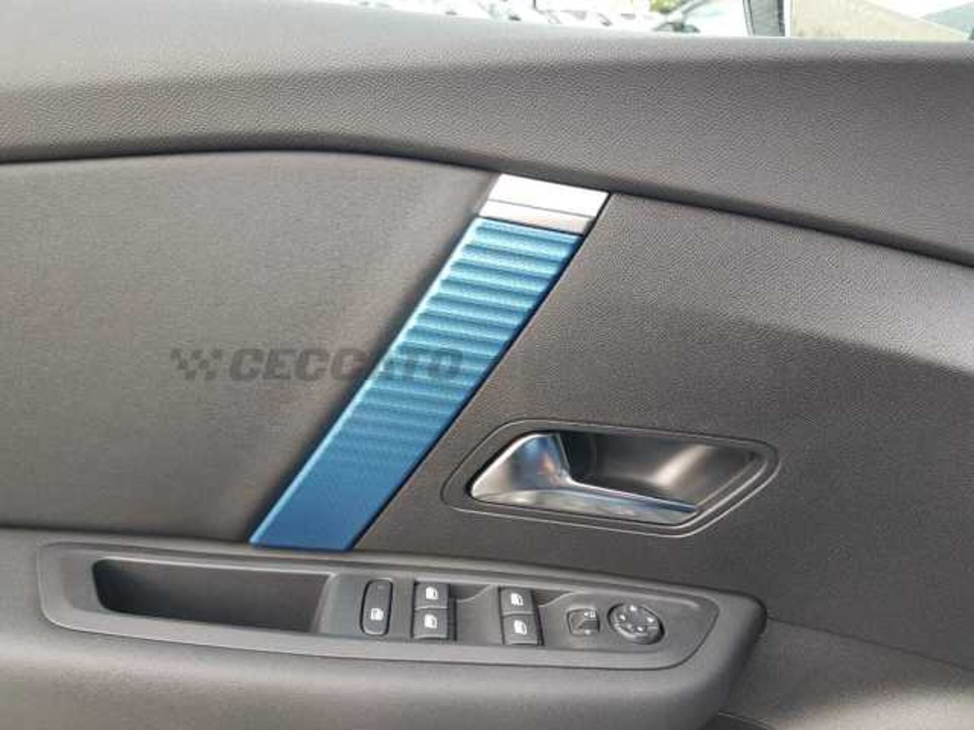 Citroen C4 0.0l - black