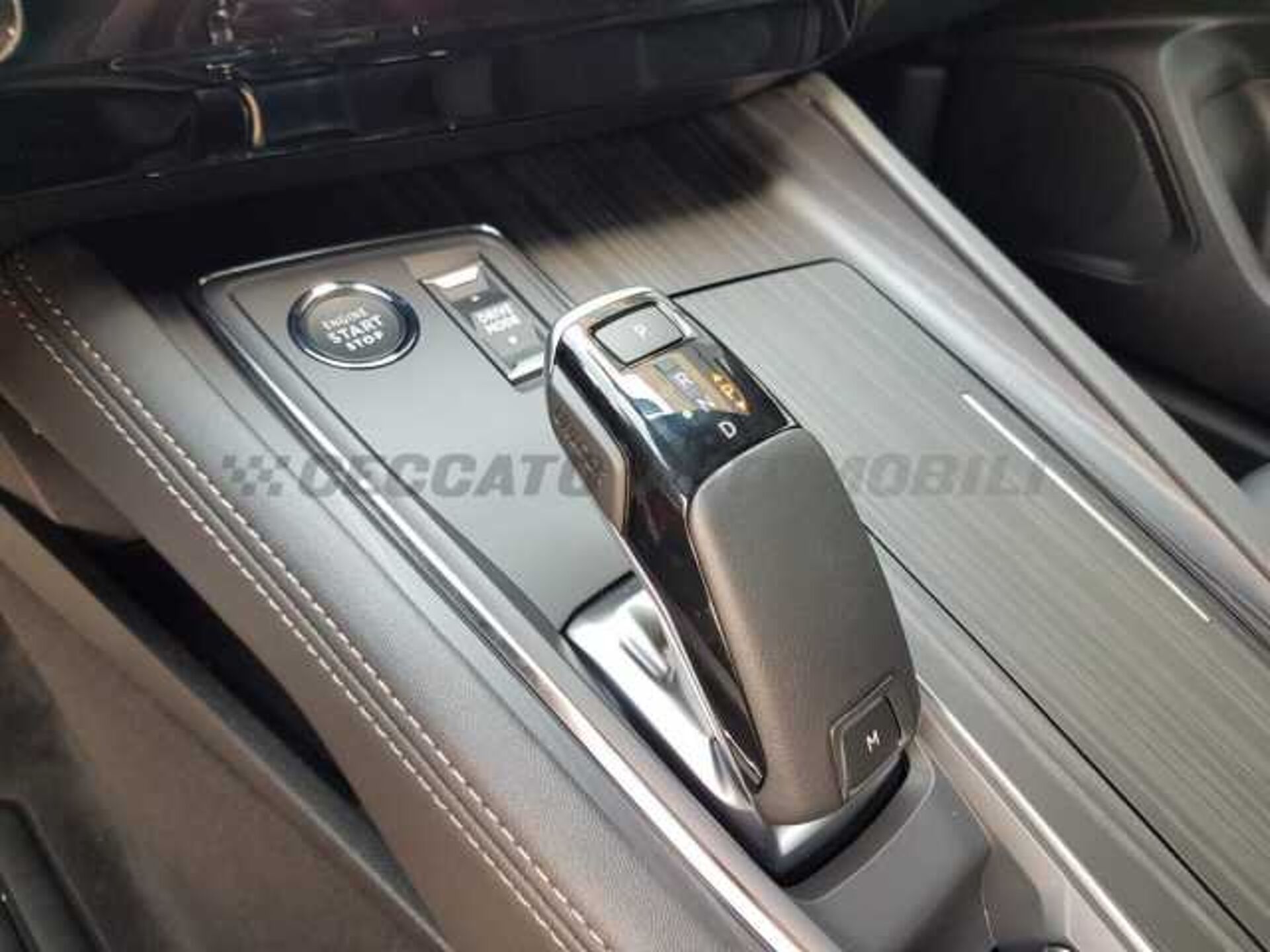 Peugeot 508 1.5l - red