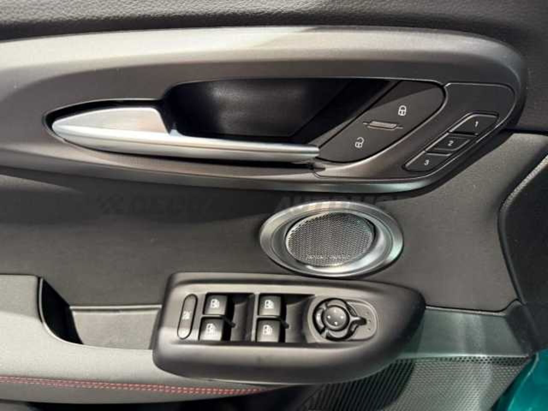 Alfa Romeo Tonale 1.5l - green