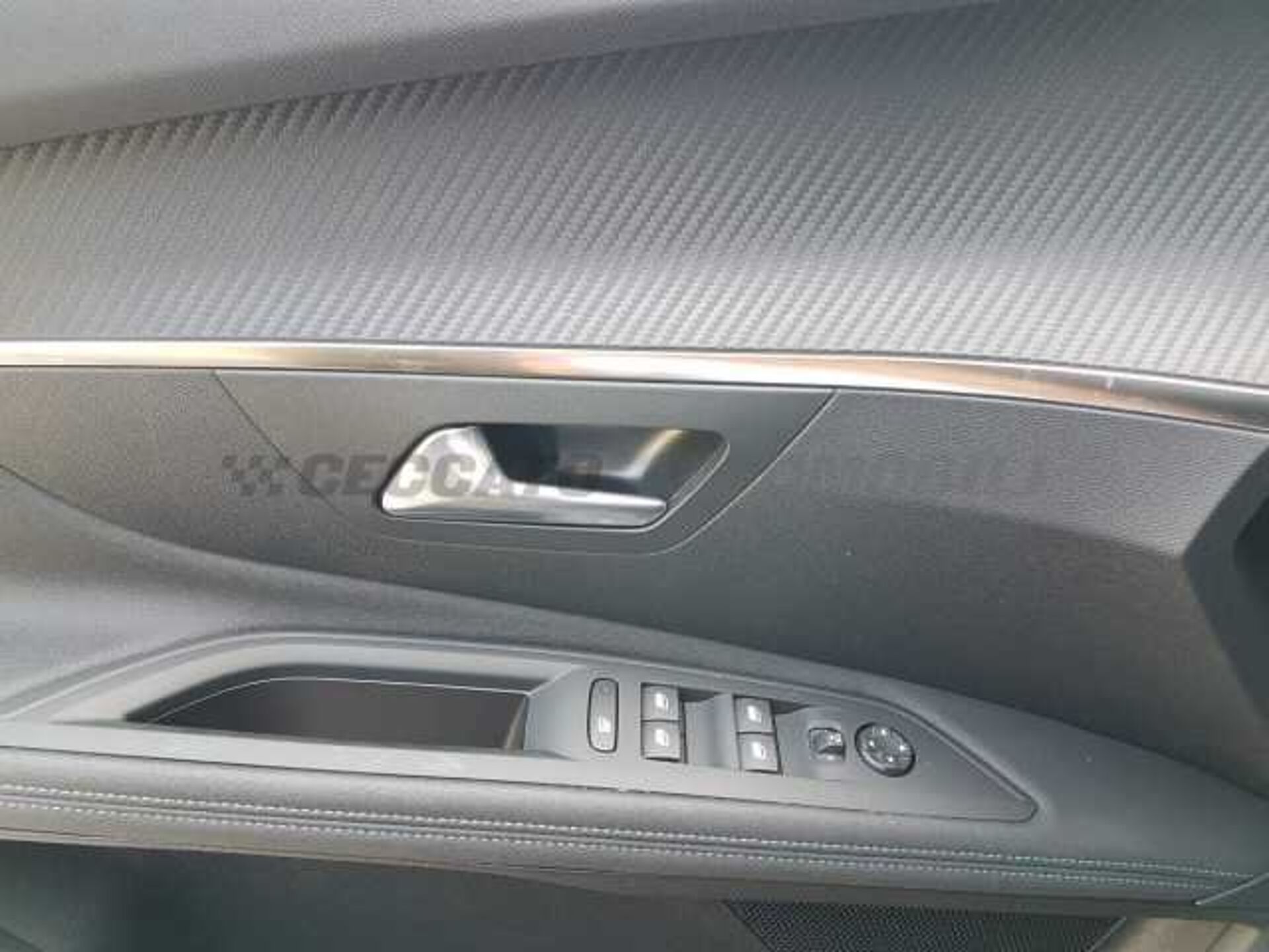 Peugeot 3008 1.6l - grey