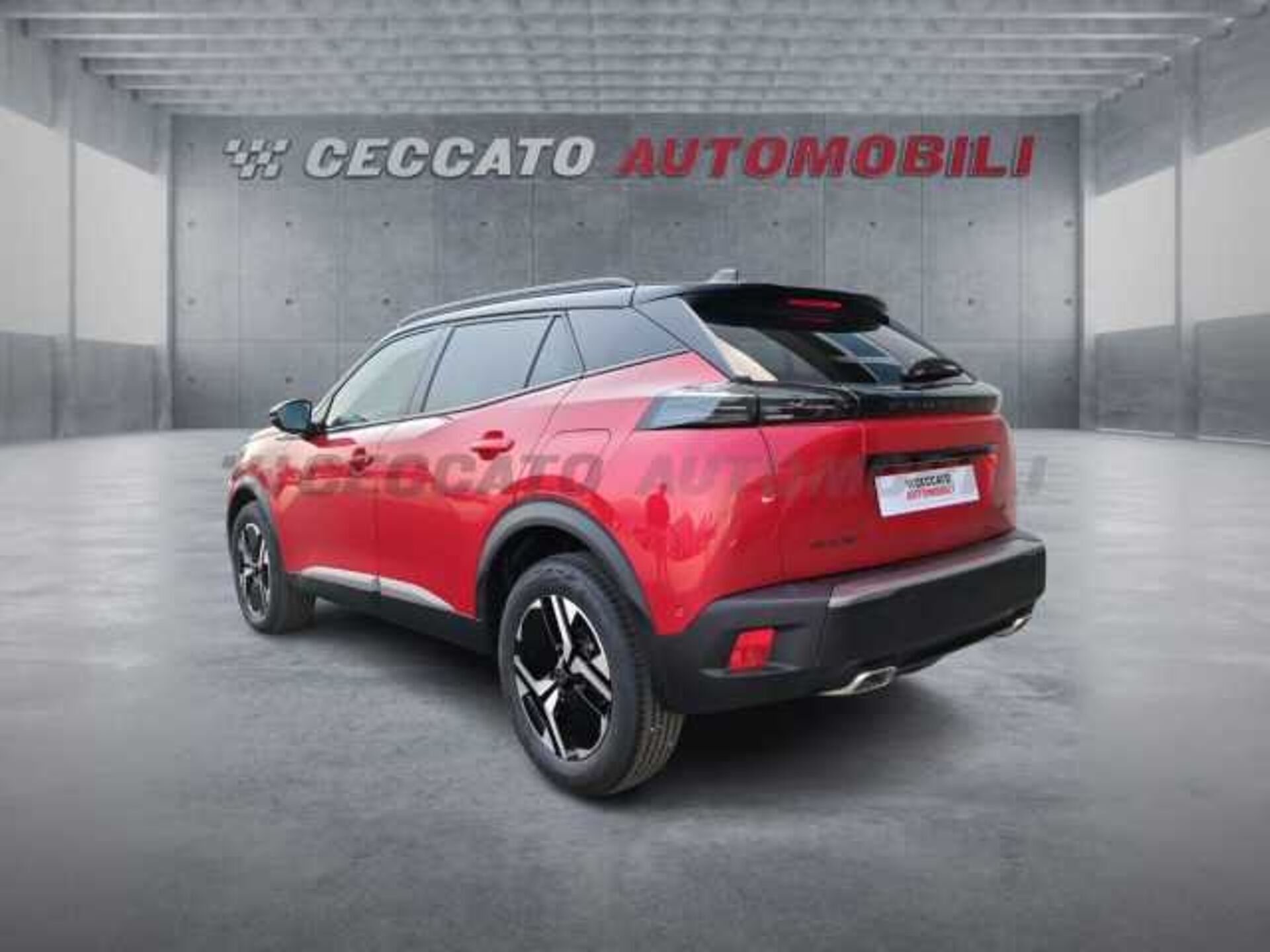 Peugeot 2008 1.2l - red