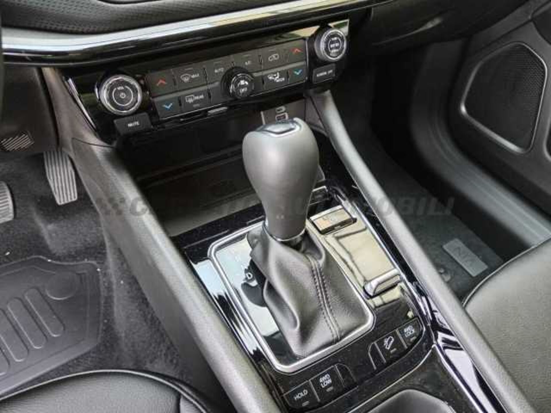 Jeep Compass 1.3l - white