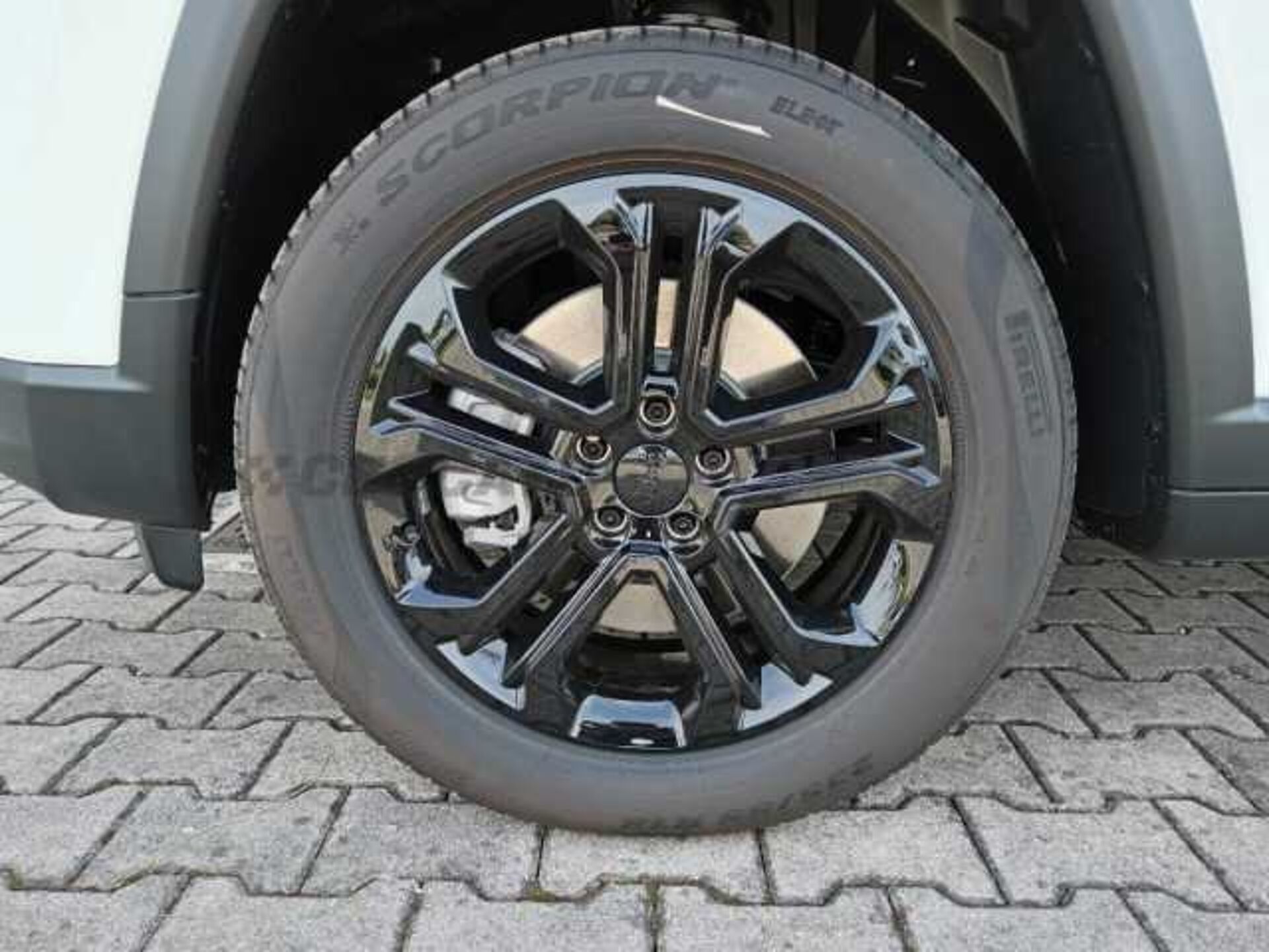 Jeep Compass 1.3l - white