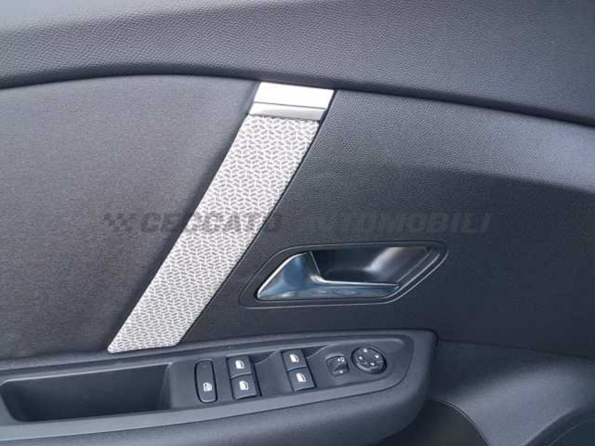 Citroen C4 X 0.0l - grey