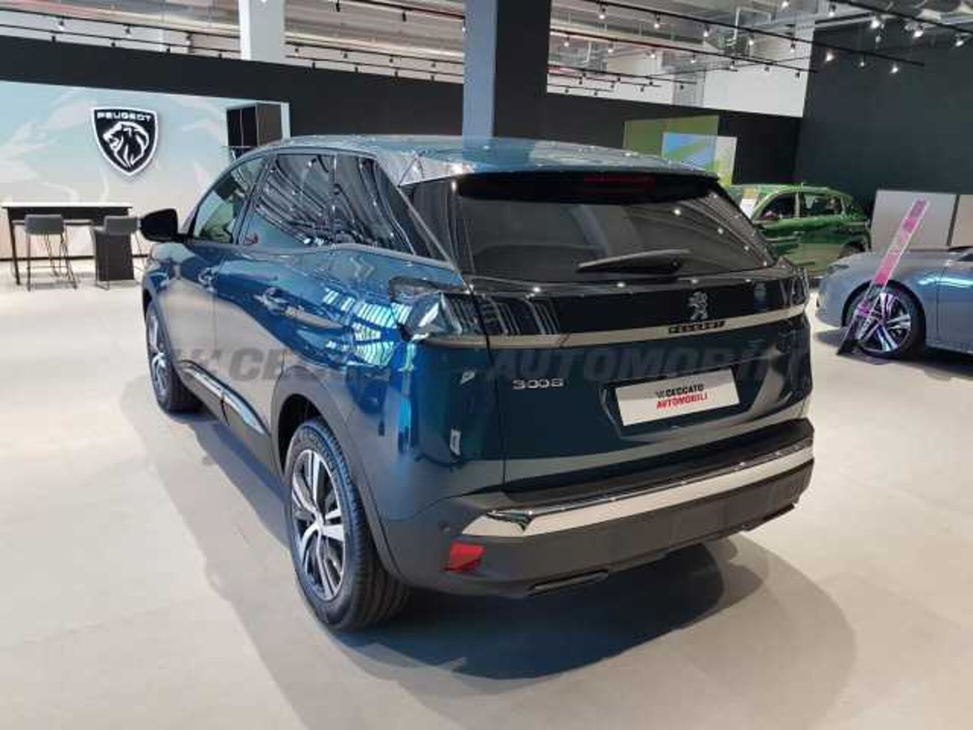 Peugeot 3008 1.2l - blue