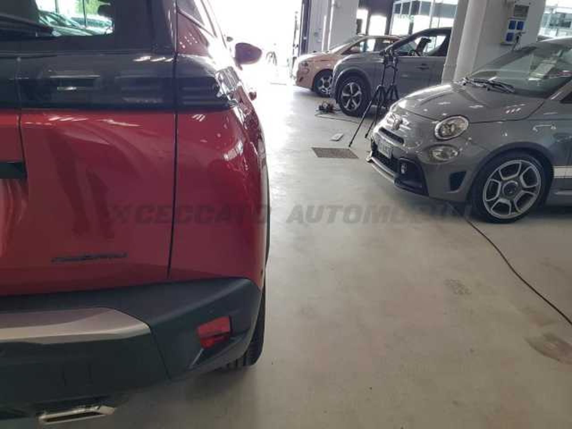 Peugeot 2008 1.2l - red