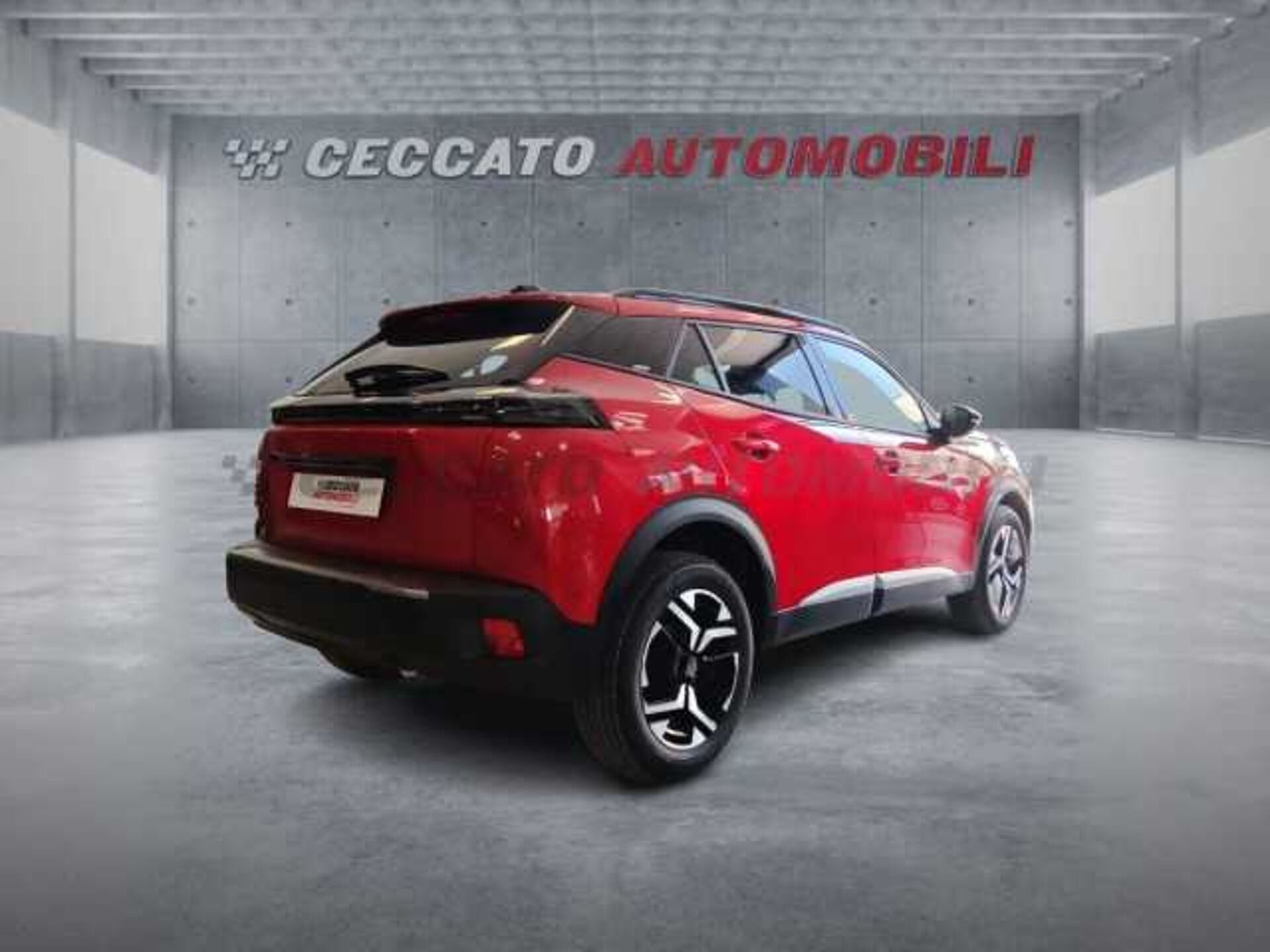 Peugeot 2008 1.2l - red