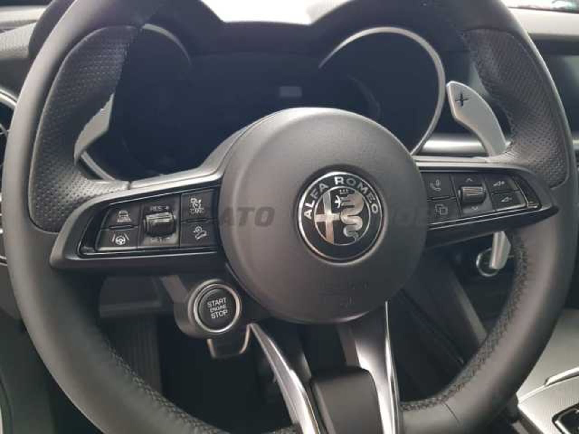 Alfa Romeo Stelvio 2.1l - white