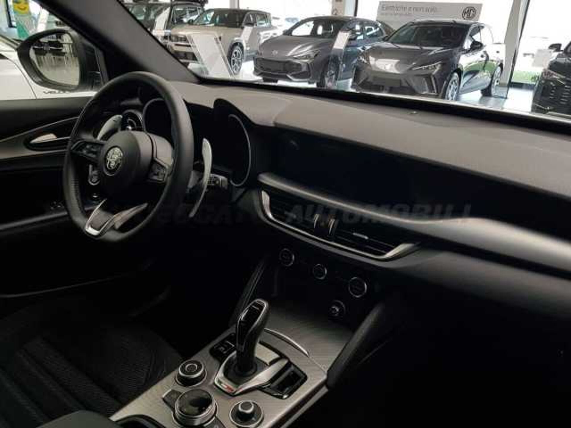 Alfa Romeo Stelvio 2.1l - white