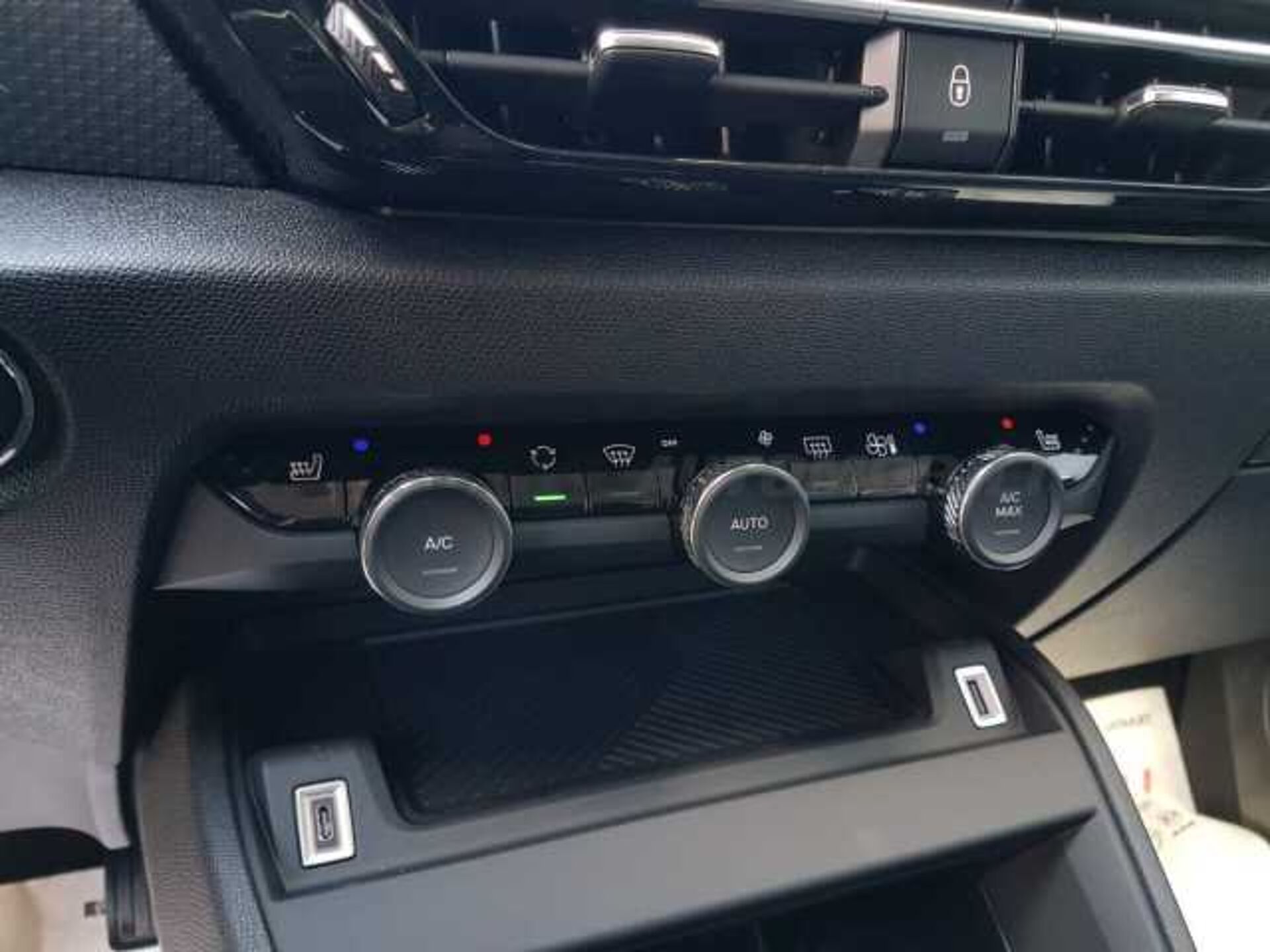 Citroen C4 0.0l - blue