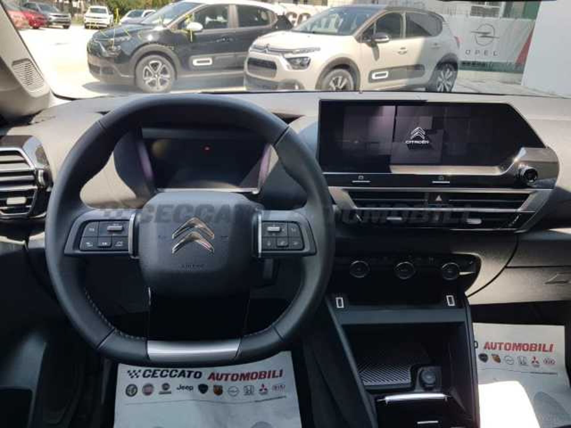 Citroen C4 0.0l - black