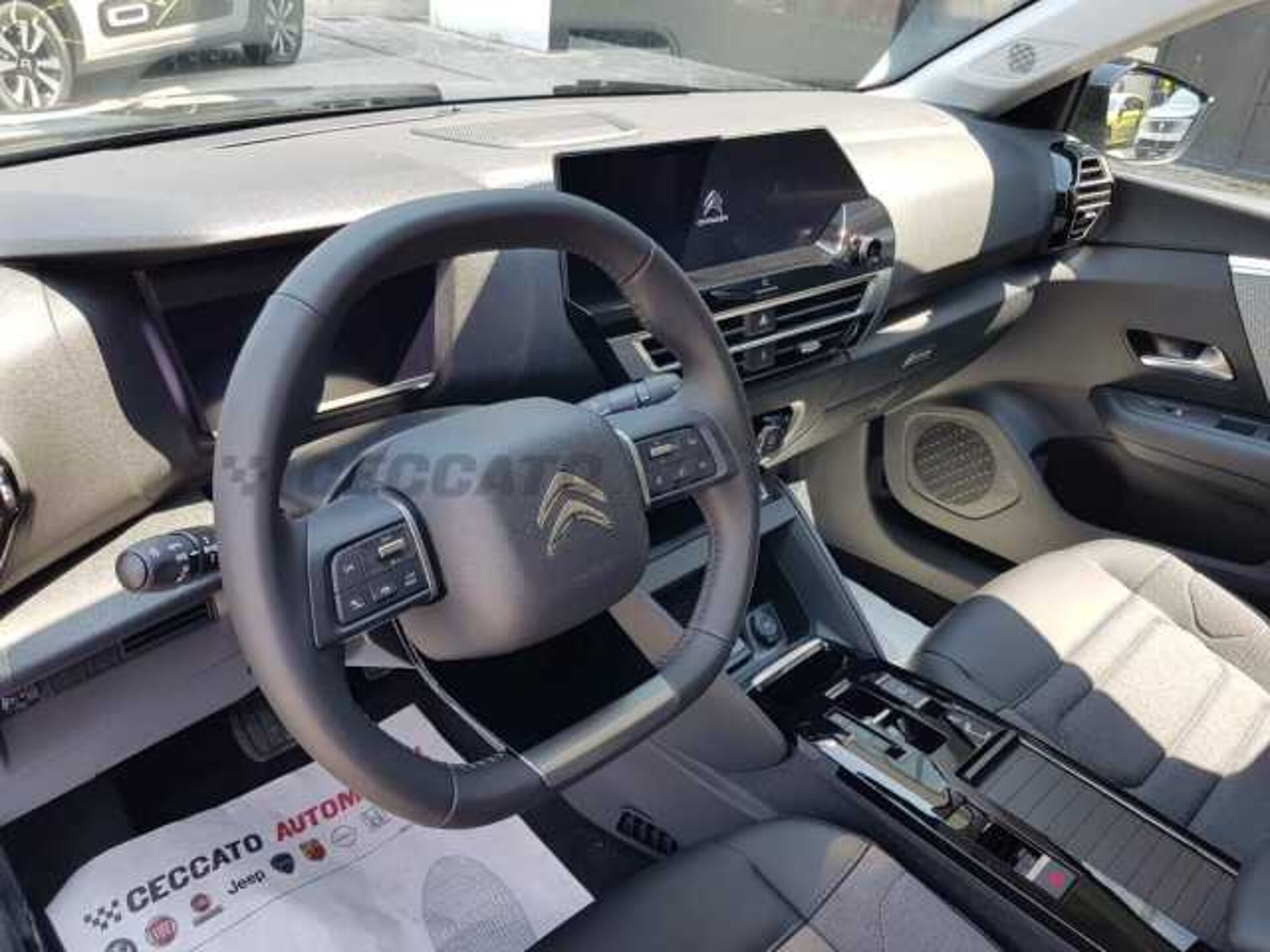 Citroen C4 0.0l - black