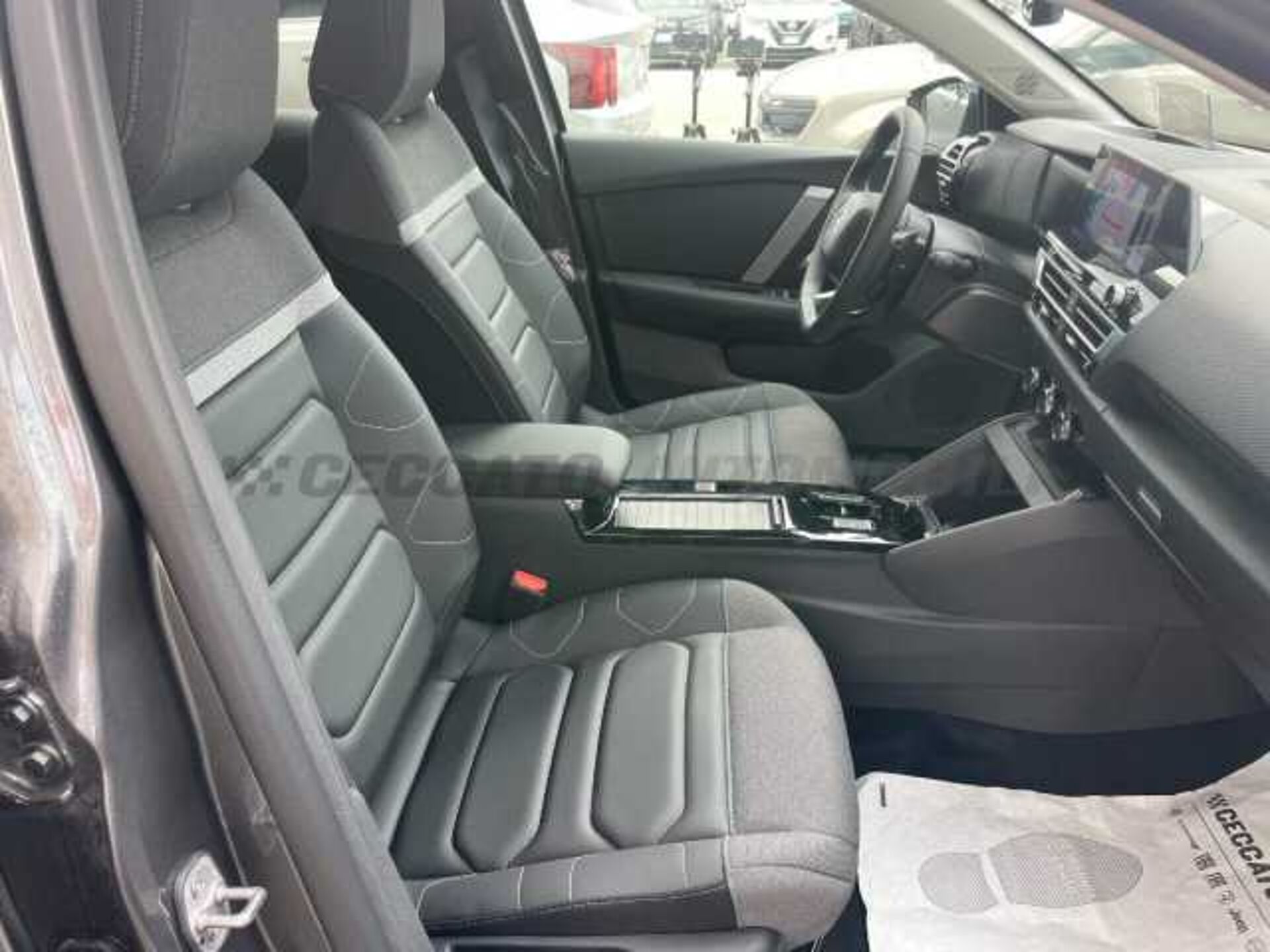 Citroen C4 X 1.2l - grey