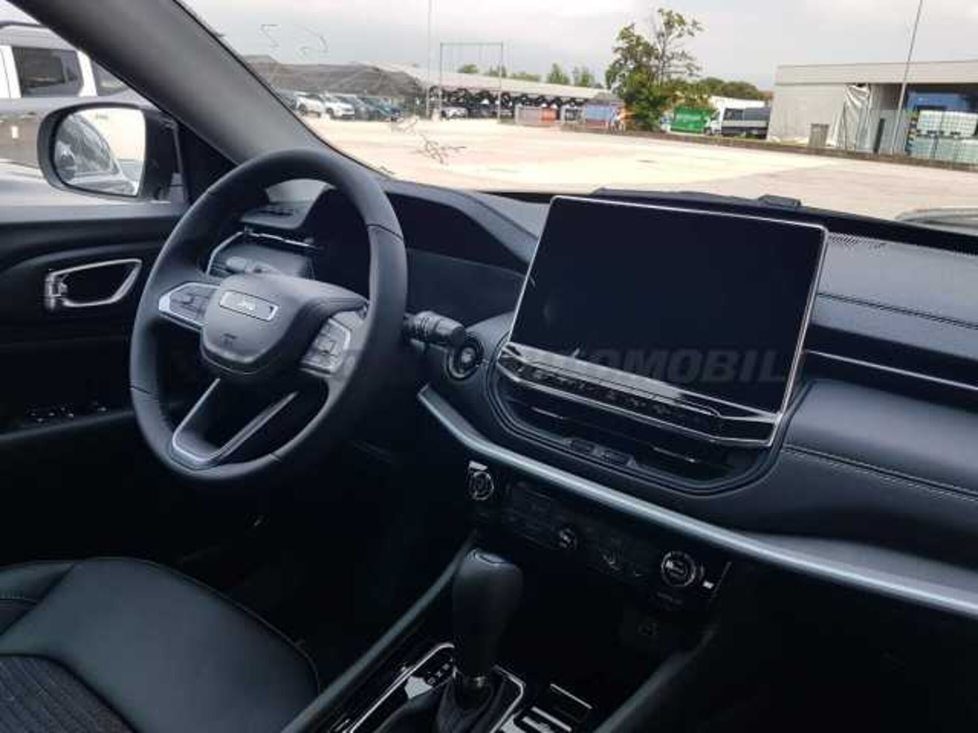 Jeep Compass 1.3l - white