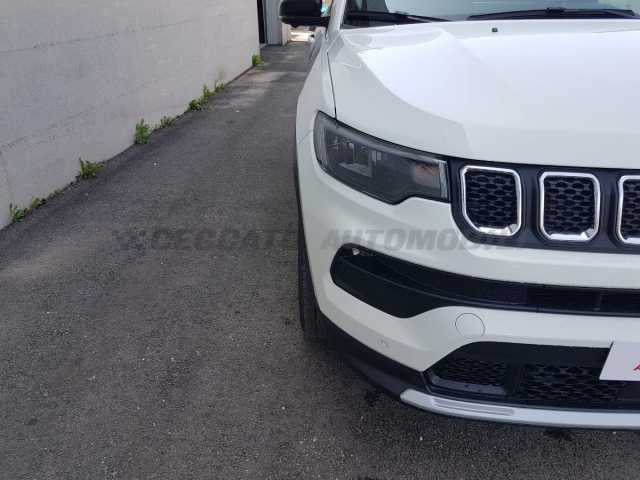 Jeep Compass 1.5l - white