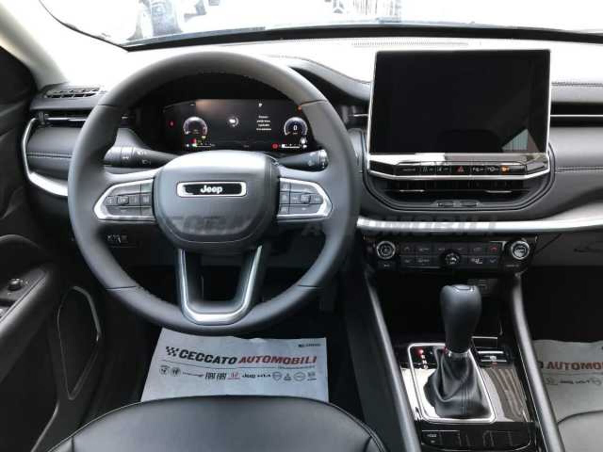 Jeep Compass 1.5l - grey